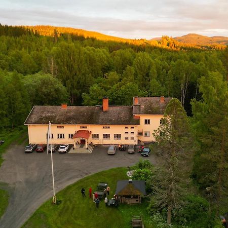 Vanhan Koulun Majatalo-Old School Guest House Kolinkylä Екстериор снимка
