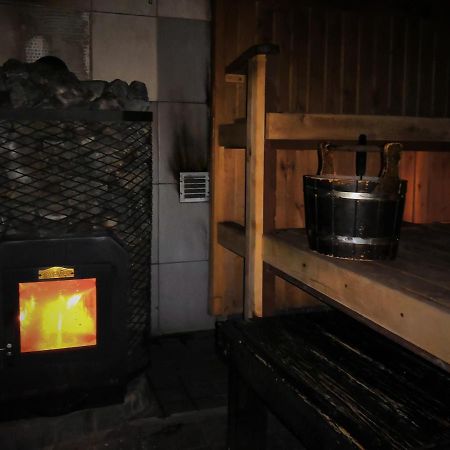 Vanhan Koulun Majatalo-Old School Guest House Kolinkylä Екстериор снимка