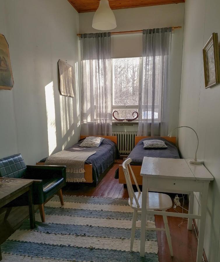 Vanhan Koulun Majatalo-Old School Guest House Kolinkylä Екстериор снимка