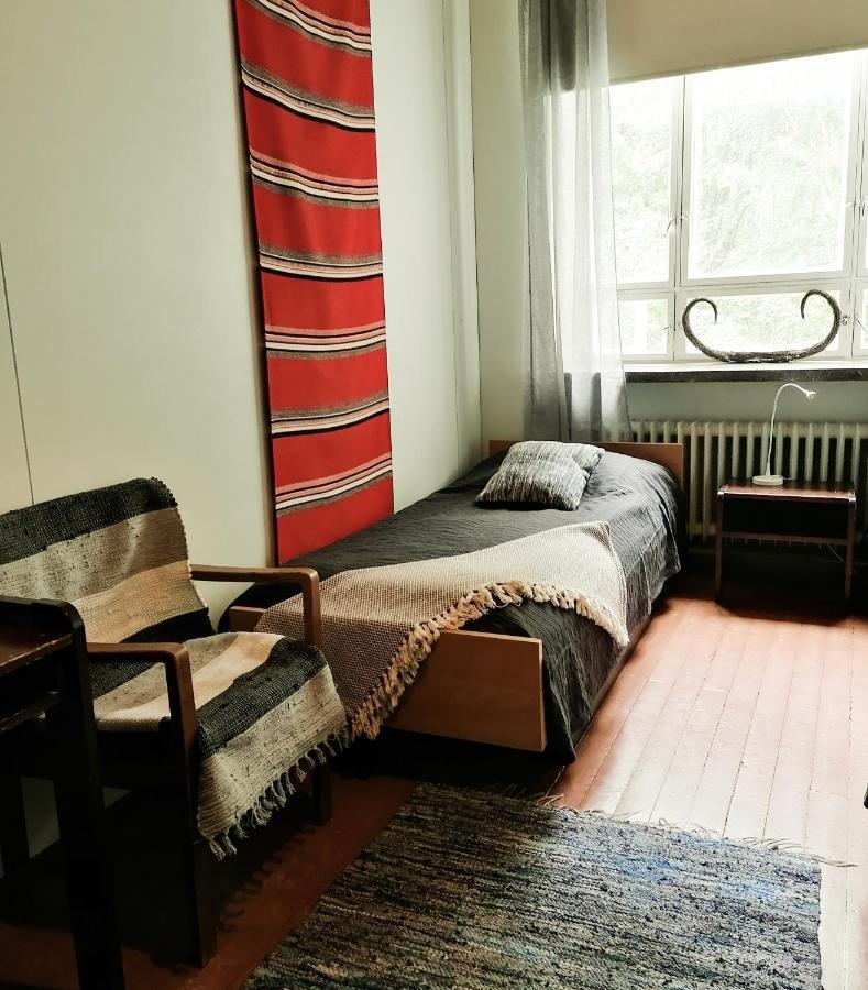 Vanhan Koulun Majatalo-Old School Guest House Kolinkylä Екстериор снимка