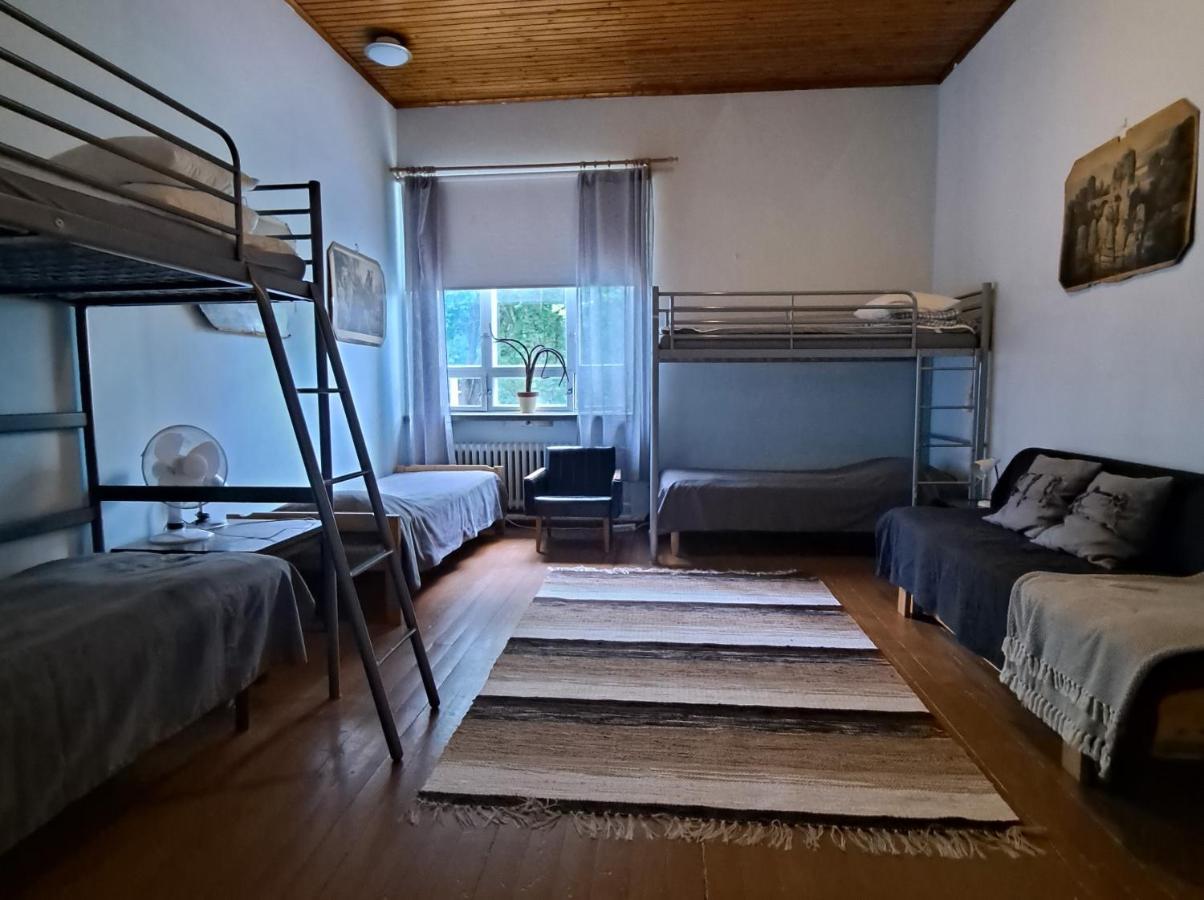 Vanhan Koulun Majatalo-Old School Guest House Kolinkylä Екстериор снимка