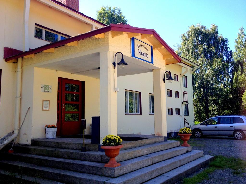 Vanhan Koulun Majatalo-Old School Guest House Kolinkylä Екстериор снимка